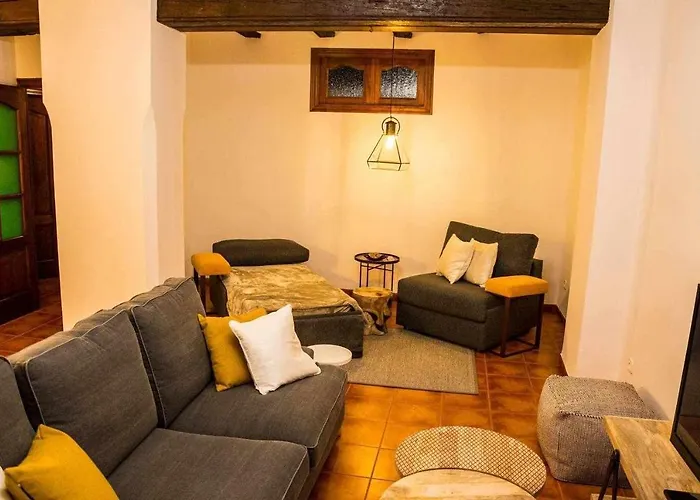 Casa Jarreta Centro * الباراثين